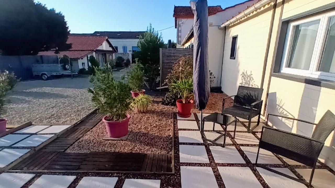 Le Clos Des Passiflores Pons Εξωτερικό φωτογραφία