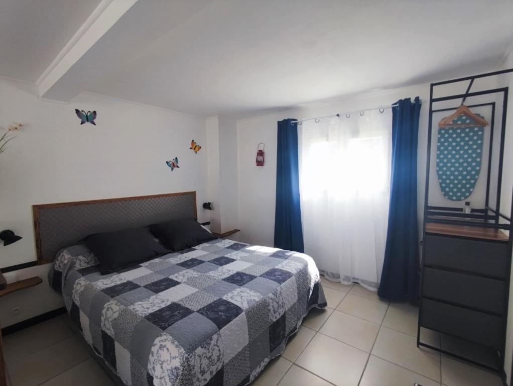 Le Clos Des Passiflores Pons Εξωτερικό φωτογραφία